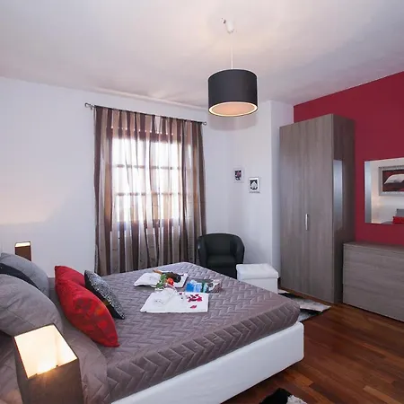 Sleeps 8 Villa