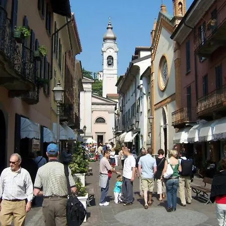 Sleeps 8 Villa Menaggio